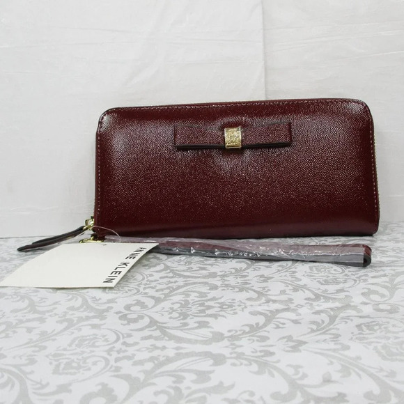 ANNE KLEIN Wallet NWT  Color Oxblood - Picture 3 of 6